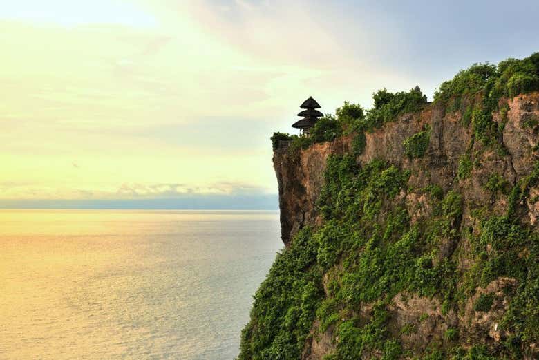 Luhur Uluwatu temple